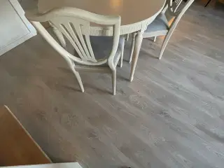 Spisebord