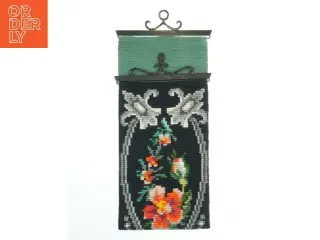 Vægtæppe med blomstermotiv/ norsk almue, håndlavet (str. 108 x. 25 cm)