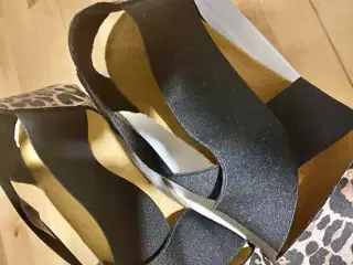 Højhælede sandaler