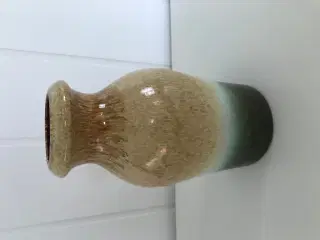 Lille retro vase (West Germany)