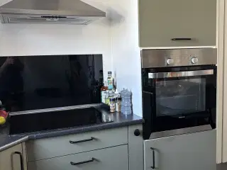 Køkkenmoduler i olivengrøn 