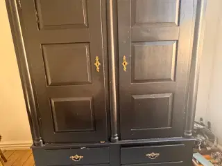 Sort antik skab 
