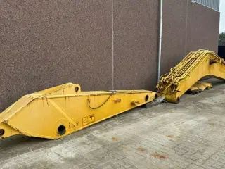 Komatsu PC450-KC-8 gravearm