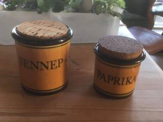 Knabstrup sennep og paprika krukker