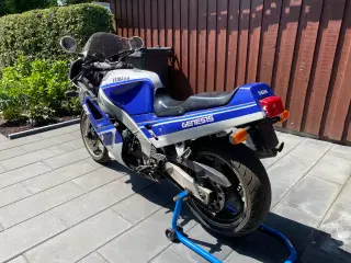 Yamaha FZR 1000 stel med DK reg.atts