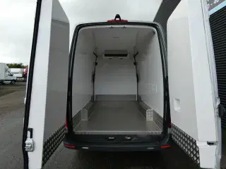 Mercedes-Benz Sprinter 317 KØLEBIL 2,0 CDI A2 H2 RWD 9G-Tronic 170HK Van Aut.