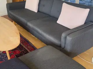 3 pers. sofa med puf