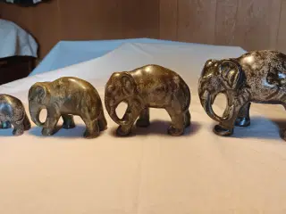 Johgus elefanter nr. 0, 2, 3, og 4