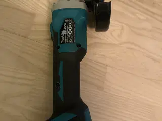 Makita DGA506 18V Brushless Angle Grinder 