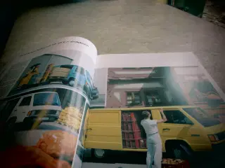 Ny MB 100 D Brochure  på dansk