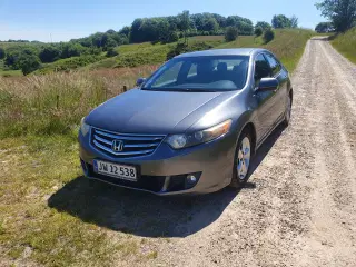 Honda Accord 2,0 Elegance