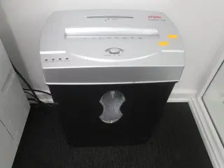 Makulator HSM Shredstar X10