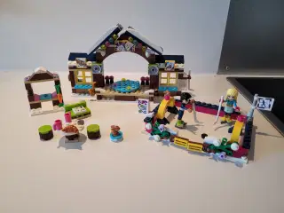 Lego Friends, 41322 Skisportsstedets skøjtebane