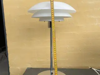 Bordlampe Dyberg Larsen 