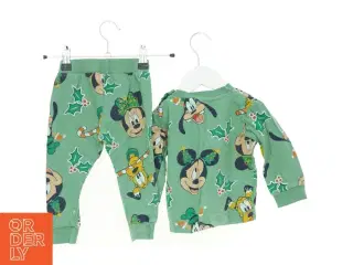Sæt børnetøj fra Disney (str. 80 cm)
