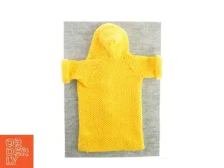 Hjemmestrikket sovepose med hætte til baby eller dukke