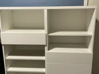 Ikea Reol med fire skuffer