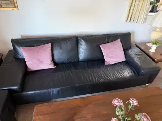 Pæn og velholdt læder sofa + 2 lænestole