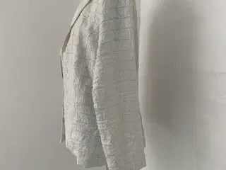 Blazer str.40