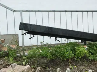 2 Stål bjælker fra dobbelt carport.