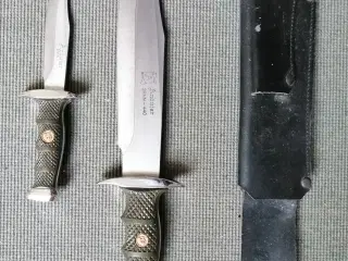 Spanske Andujar To jagtkniv  i en 