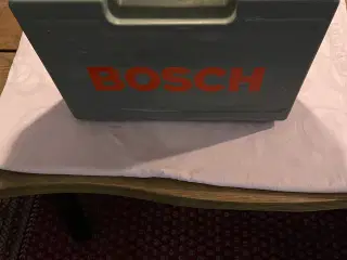 Blå Bosch stiksav GST 85 PE 220V 580W