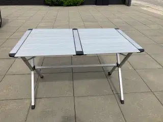 CAMPINGBORD