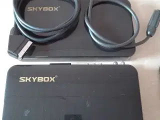 Skyboxe til modtagelse af satellitsignaler