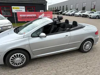 Peugeot 307 CC 2,0 136 HK Cabriolet benzin