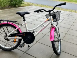 Pige cykel MBK 18” sælges
