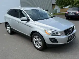 Volvo XC60 2,4 D 175 Summum aut.