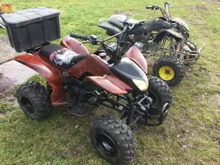 2 stk store ATV på 200 4 gear frem og 1 bak 