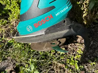 Bosch græstrimmer til batteri med Durablade