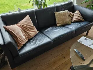 Sort lædersofa 220 x 78 cm
