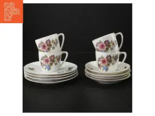 Porcelænskopper og underkopper fra KPM (str. Ø. 15 cm. ø. 12,5 cm. h 6 cm ø. 6,5 cm)