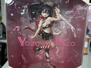 Anime figure love live scale 1/7 Yazawa Nico