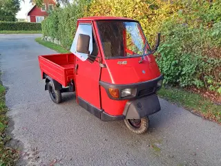 Piaggio ape 50 tuk tuk