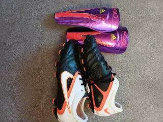 Nike fodboldstøvle str. 44,5 /US 9,5