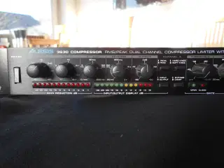Alesis 3630 compressor