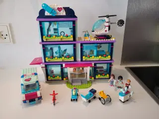 Lego Friends, 41318 - Heartlake hospital