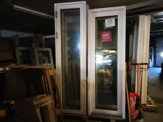 2 STK TERRASSEDØRE 64,5 x 219,5, KR 2.200/STK