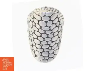 Sølvfarvet ring (str. 54 mm)