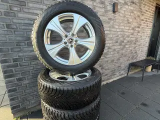 Mercedes fælge med vinterdæk SUV 18 med tpms  til 