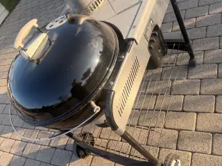 Weber grill m. Bord og spand 