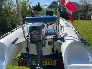 Flot RIB-båd med trailer og 25 hk Yamaha motor