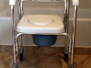 Bade og toiletstol
