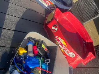 Beyblades og arenaer 