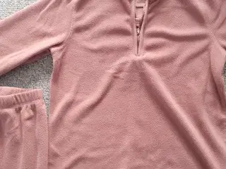Fleece nattøj str 140