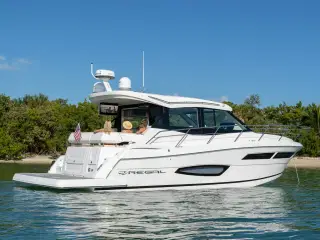 NY REGAL 38 PREMIUM YACHT
