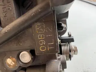 Karburator 30 hk honda
